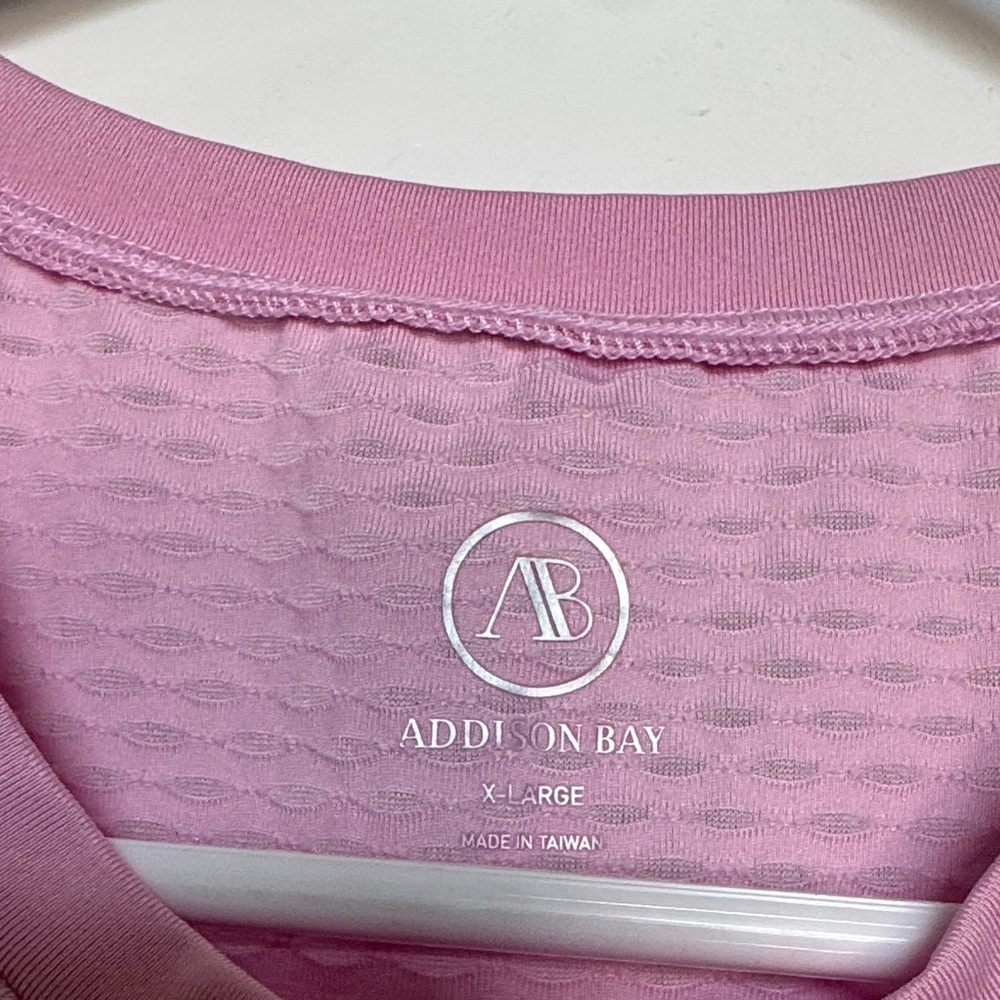 Addison Bay Pink Textured Workout TanK - Picture 2 of 2